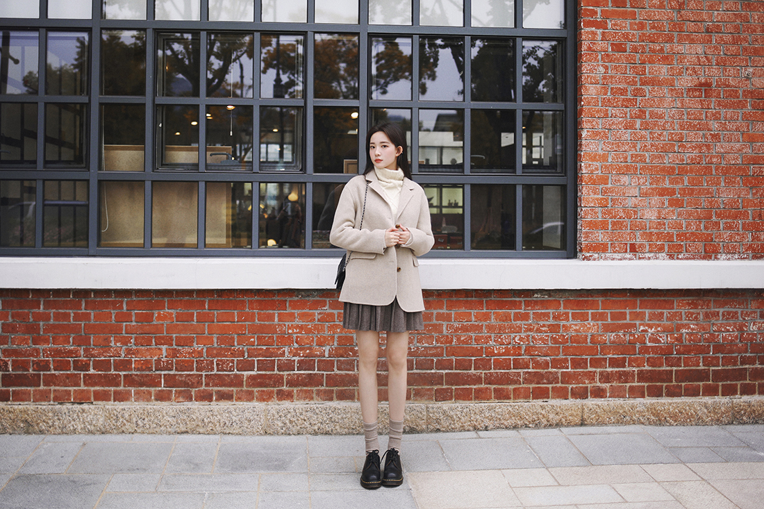 大衣内搭羊毛半高领针织衫,羊绒大衣内搭中长款针织衫