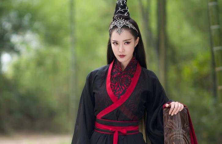 新版《六指琴魔》未播先火，女主颜值演技俱佳，男主也是大家熟人