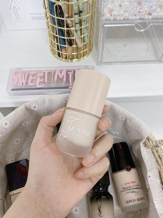 油皮粉底液推荐遮瑕持久不掉,油皮遮瑕粉底液国货