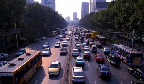 正唐QW90临场主动降噪耳机,带来了属于你的“新世界”