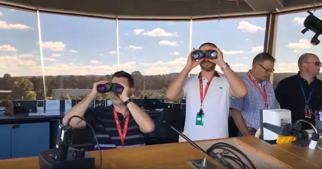 圣诞老人来了真实视频,圣诞老人来澳洲