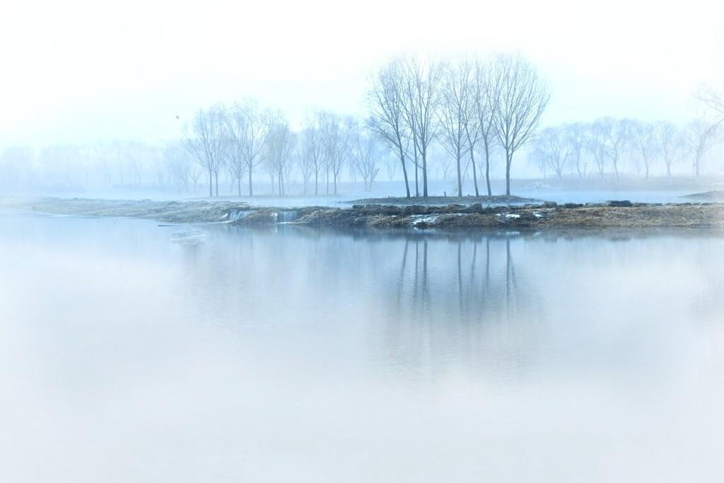 蓦然回首已是二十年美文,岁月无痕蓦然回首的美文