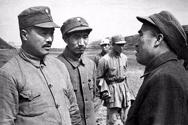 最土的开国元帅，部下的新娘去见他，还以为是看门的