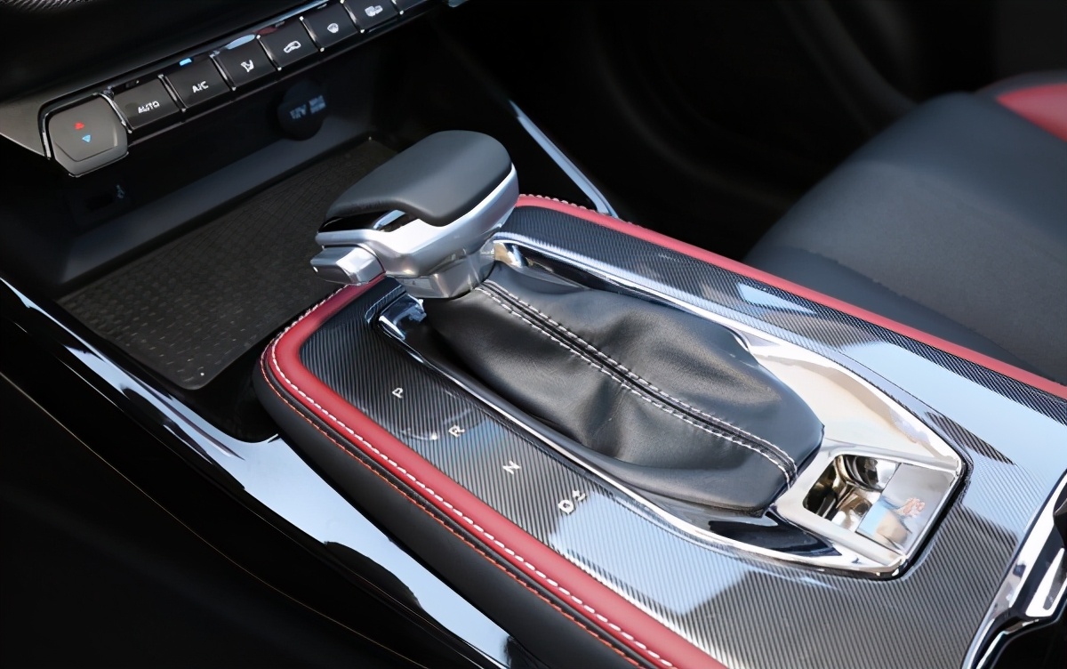 配赛道模式，满油能跑800km，带你看8万级“X5”