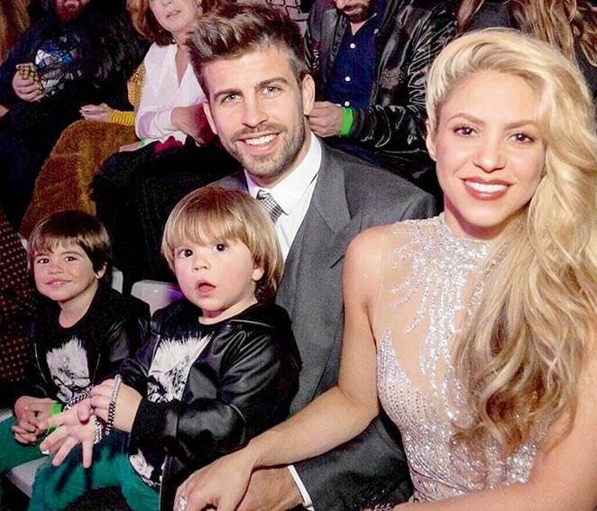 皮克现在在哪个球队踢球,皮克一共进了几个球