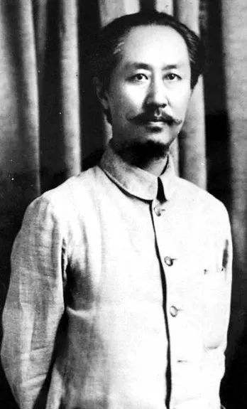 一个世纪过去了，曾遗落在欧洲的一座中国大学，现在还好吗？