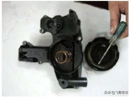 斯柯达明锐发动机故障,斯柯达明锐发动机故障灯怎么消除