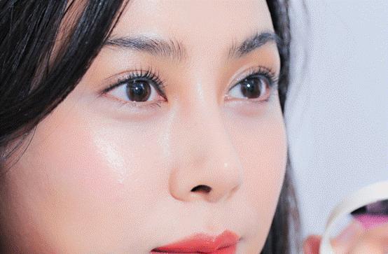 飞包｜如何加快您的化妆进程，工作日也能睡个懒觉