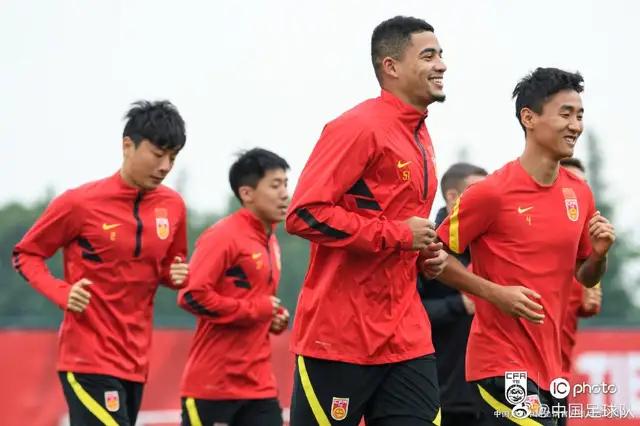 中国足球需要有一场伟大的长征,中国足球前行之路任重而道远