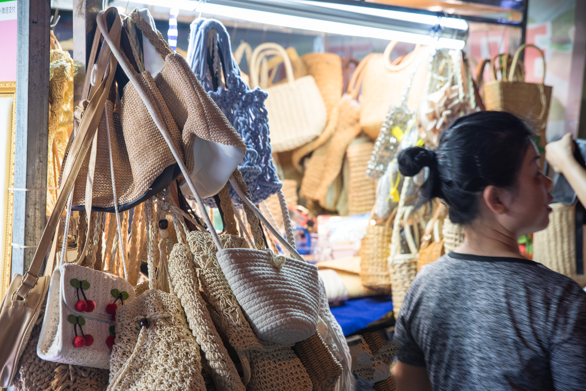 三亚必去的夜市排行榜,三亚值得一去的夜市