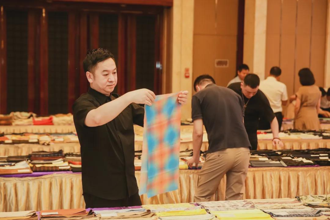 优可丝8812面料,首届中国时尚面料设计大赛评审会
