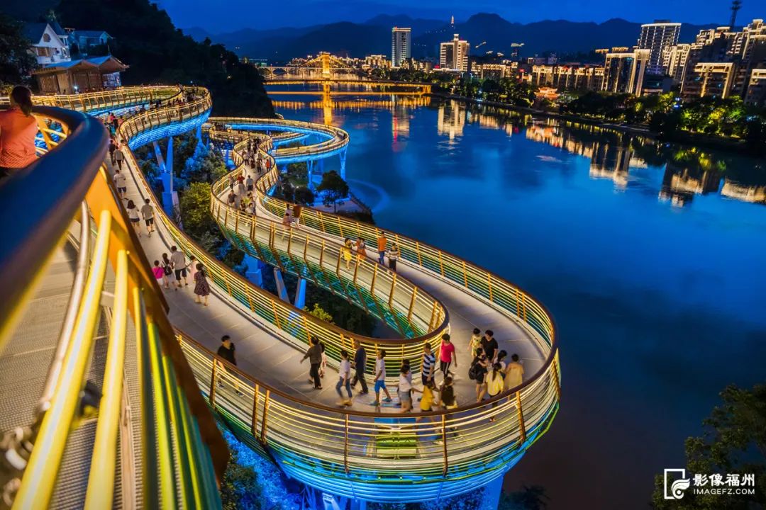 这位建筑设计摄影咖，首次分享他频频获奖的“秘籍”