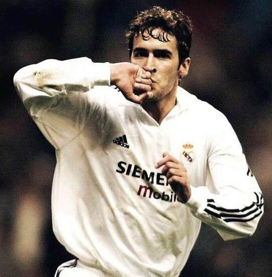 出道即巅峰盘点,年少成名的球星实况