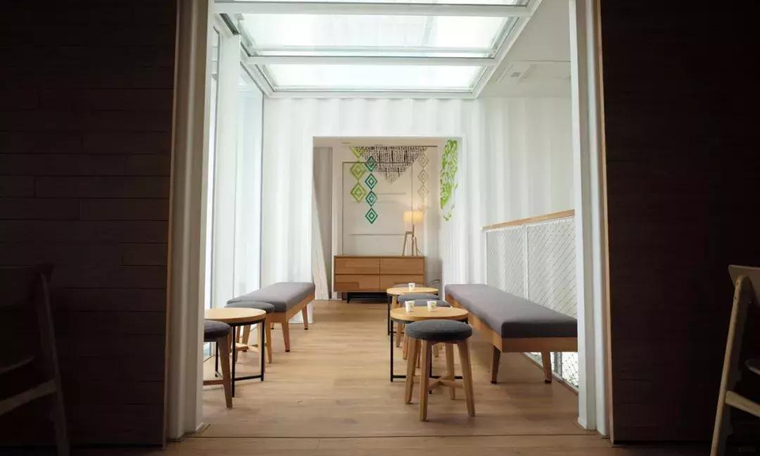 星巴克百年建筑,星巴克翻新