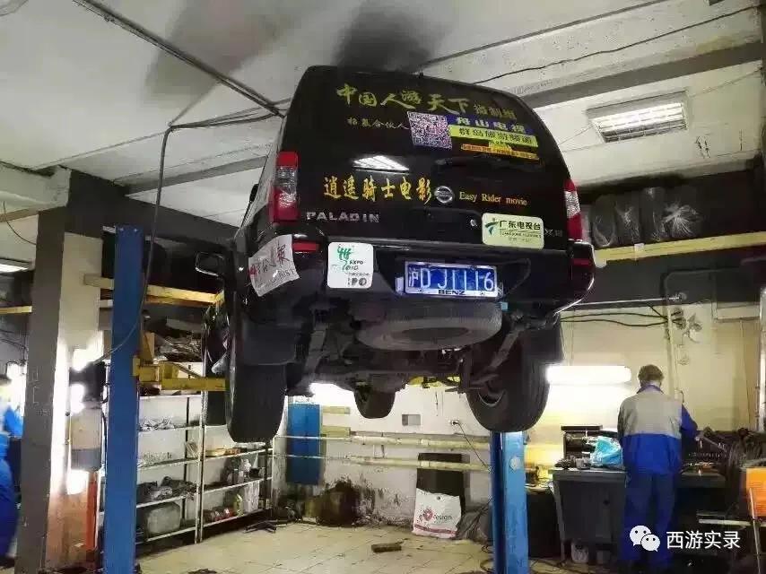 俄罗斯的奔驰宝马售价便宜,路虎宝马