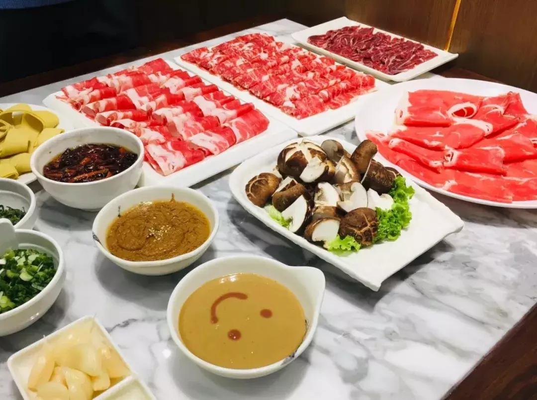 在西安吃火锅这8家店吃到过瘾,西安最好吃的十大火锅