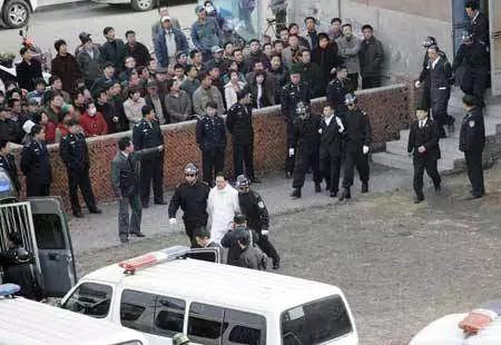 政法大学毕业，专业学法、懂法却不守法的京城亿万富豪伏法记