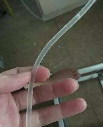 输液管里面有气泡怎么处理,输液管里面有了气泡怎么消除