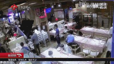 9月大宝宝吃山竹卡住窒息，刚好邻桌就是医生！太幸运！