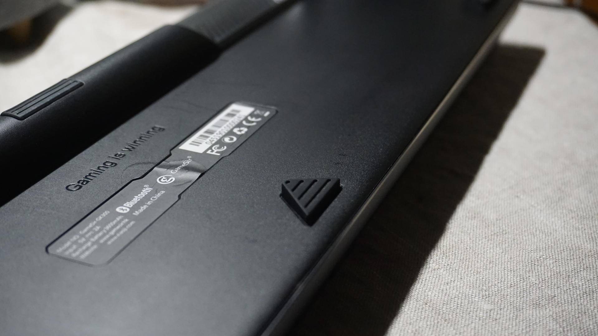 盖世小鸡gk300键盘评测,小鸡gk300双模键盘