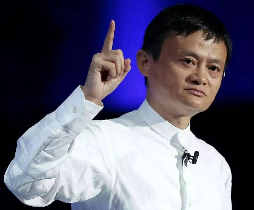 马云退休前痛哭留下14句话,马云最早什么时候说要退休