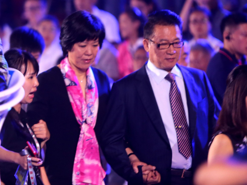 郎平的坎坷情史，为国家体育事业2次放弃爱情，年过半百终获幸福