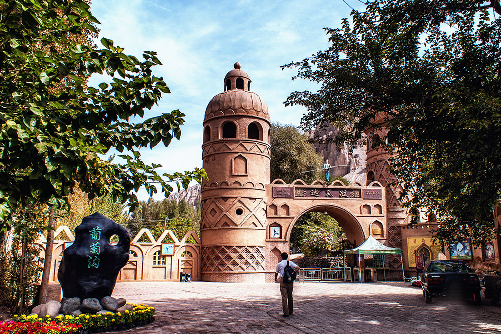 吐鲁番有哪些葡萄种植,新疆吐鲁番葡萄沟葡萄有哪些种类