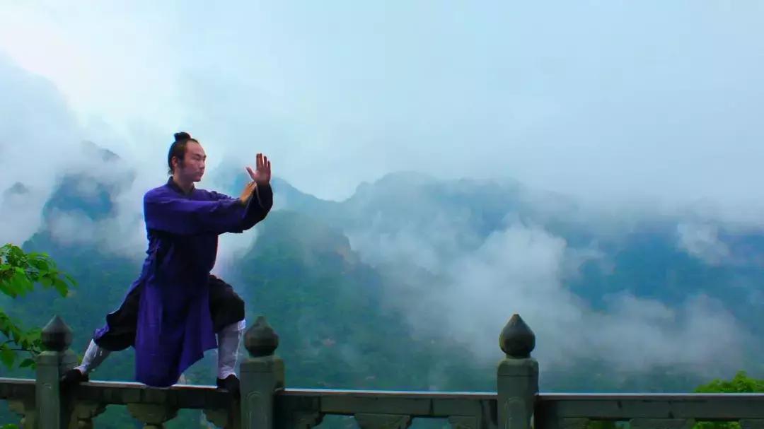 为什么练了那么久还是没有爆发力,为什么练了很久的动作都不会