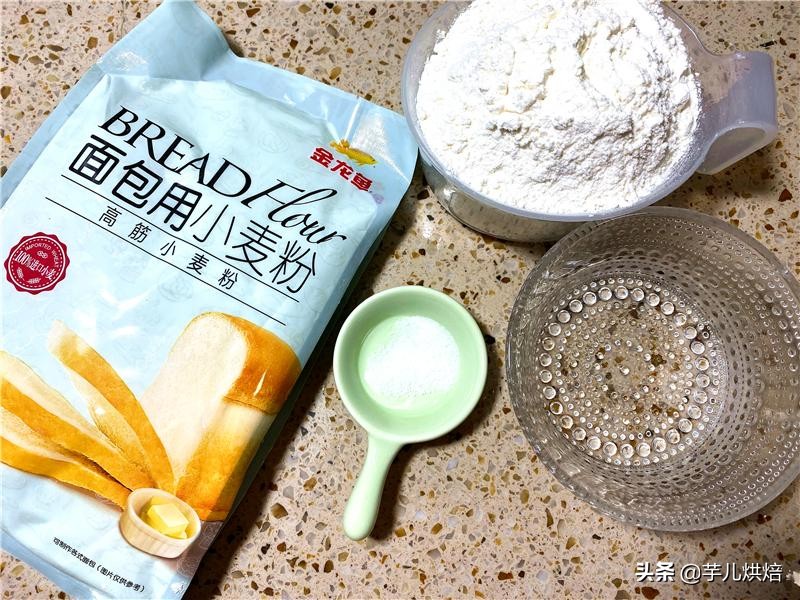 在家如何无需材料做出好吃的面条,自制面条吃起来不劲道