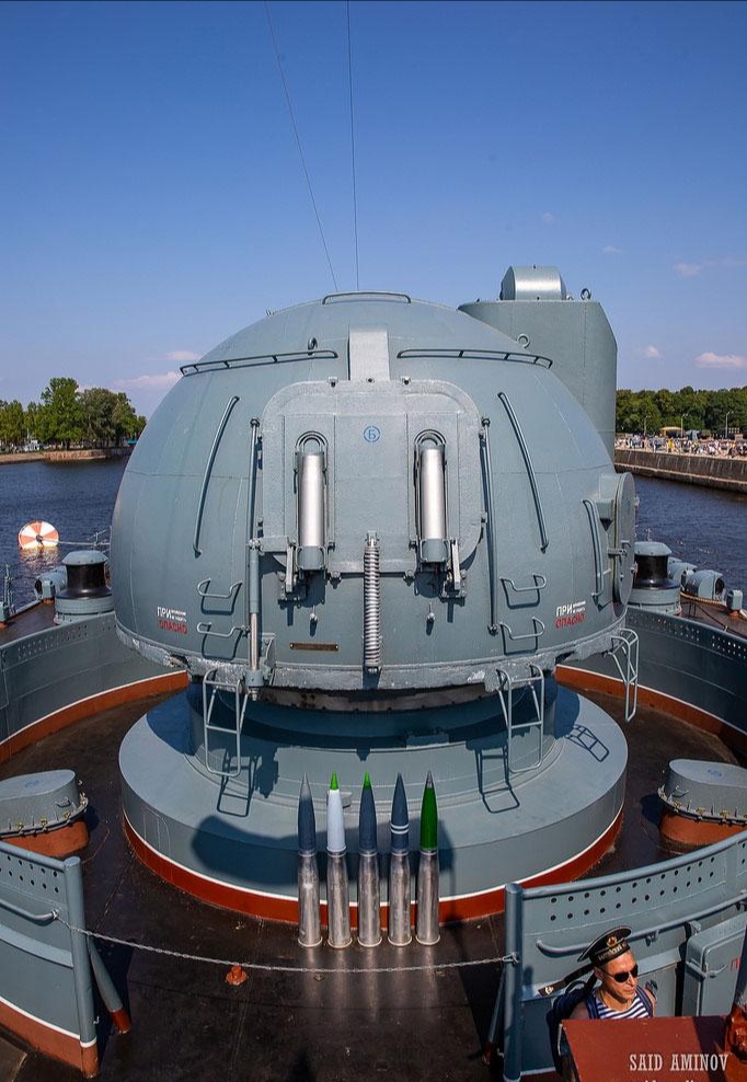 现代级驱逐舰对付大和级战列舰,现代化军舰是否能击沉战列舰