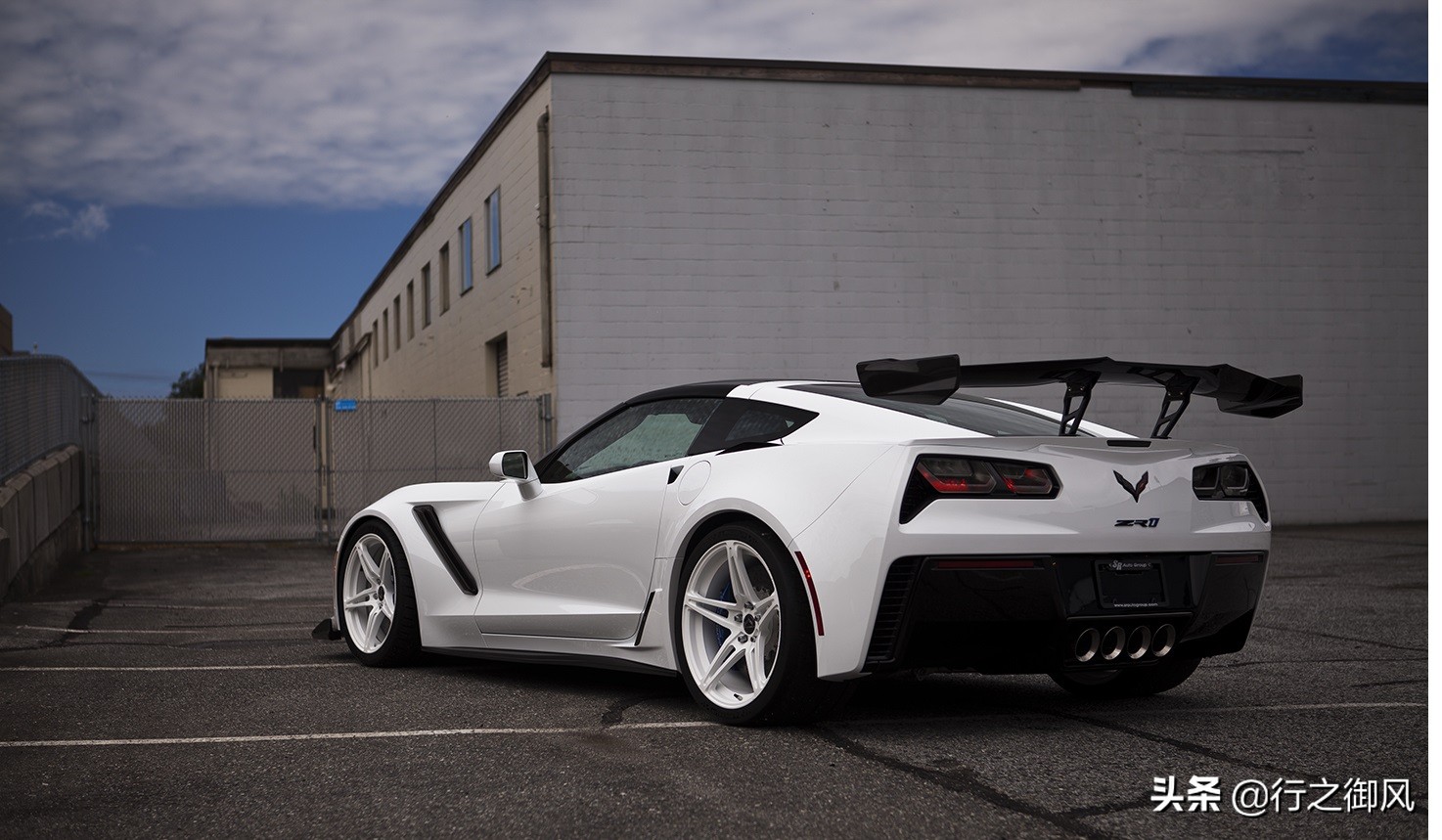 五菱科尔维特多少钱一辆,买一辆科尔维特要多少钱