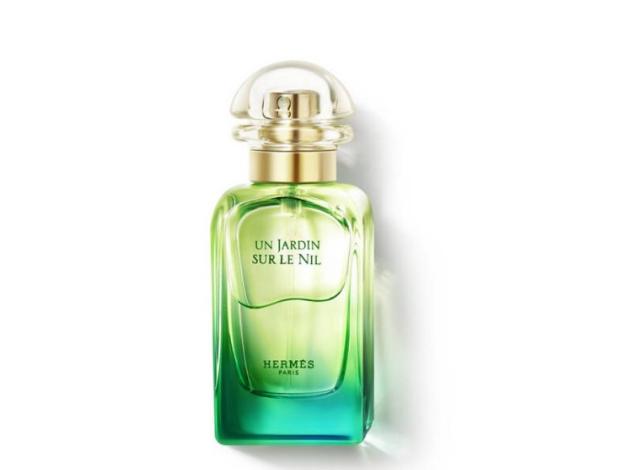 暑假游玩需要带哪些东西,暑假去旅游适合带什么