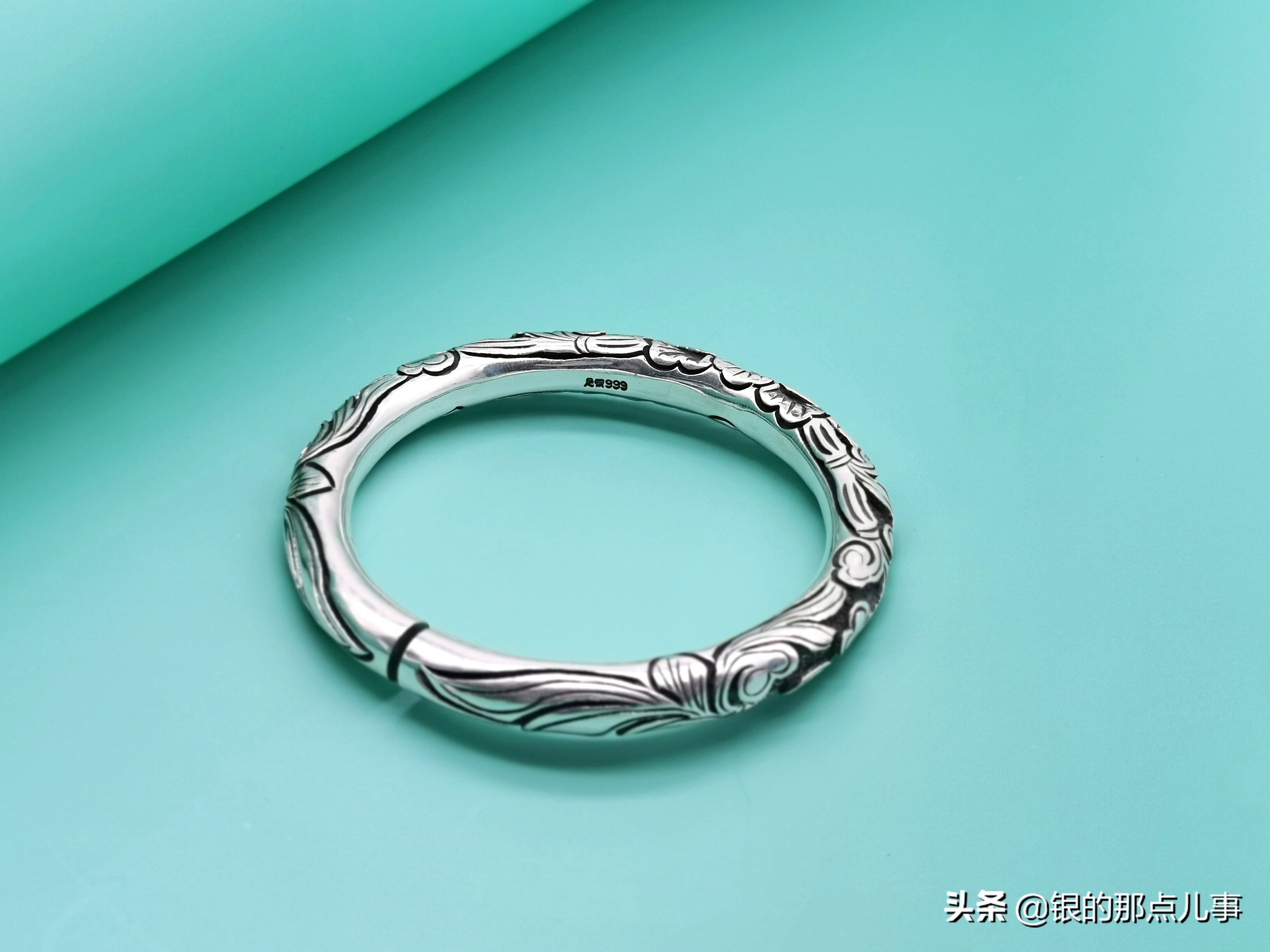 怎么挑选银饰品送妈妈,怎样挑选银饰品最好