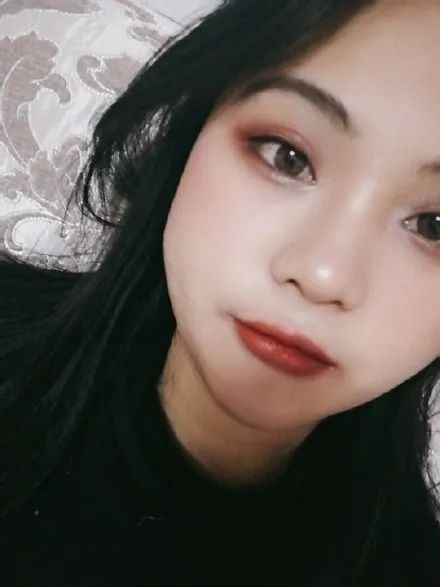 等摘下口罩那天，她们说必须！马上！立刻抹上这支口红！