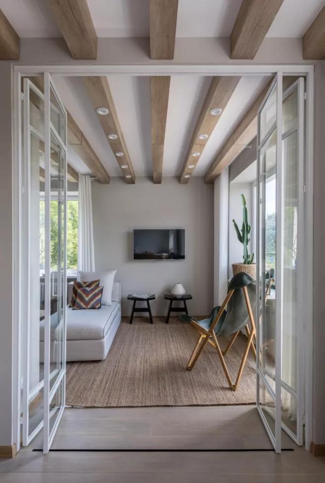 来看看这七款玻璃隔断吧,各种卧室玻璃隔断欣赏