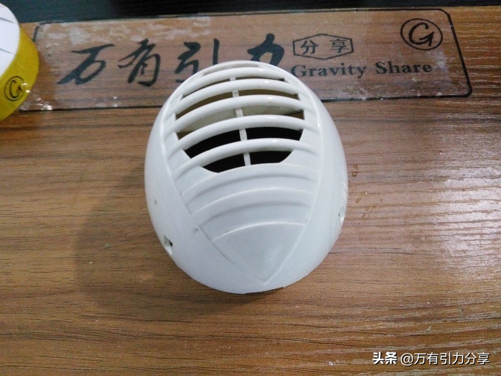 「拆解」家里的吹风机坏了，尝试自己动手，也许能修理好