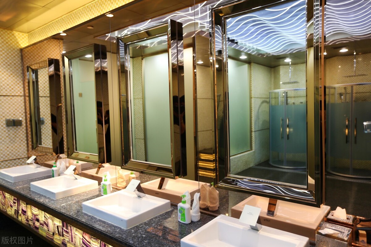 开家洗浴中心一年能赚多钱,开一家大型洗浴中心一年赚多钱