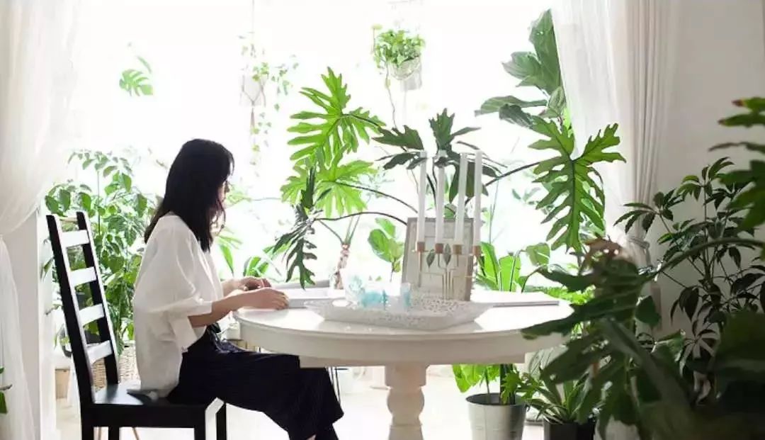 小夫妻98㎡家意外走红！登北京地铁广告，这个家才是都市里的奢侈