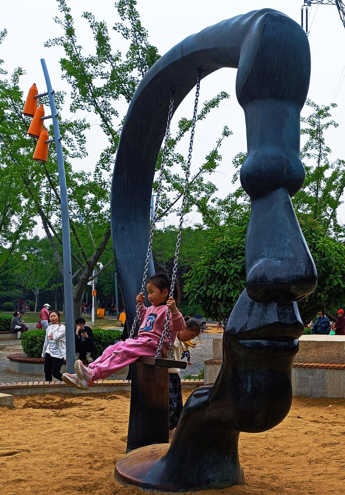 第十三届全国美展雕塑展,中国美术馆首届全国雕塑艺术展