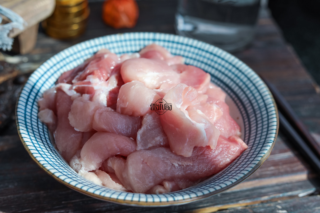 猪肉丸子的做法好吃弹牙,猪肉丸子的做法配方和配料