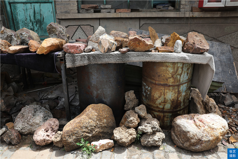 山西平遥石头,平遥公园捡珍贵石头