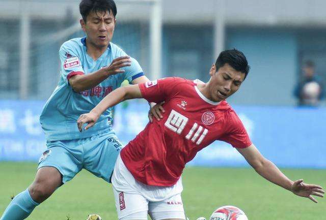 既能地面传导，也能长传冲吊，这样的黄海真可怕