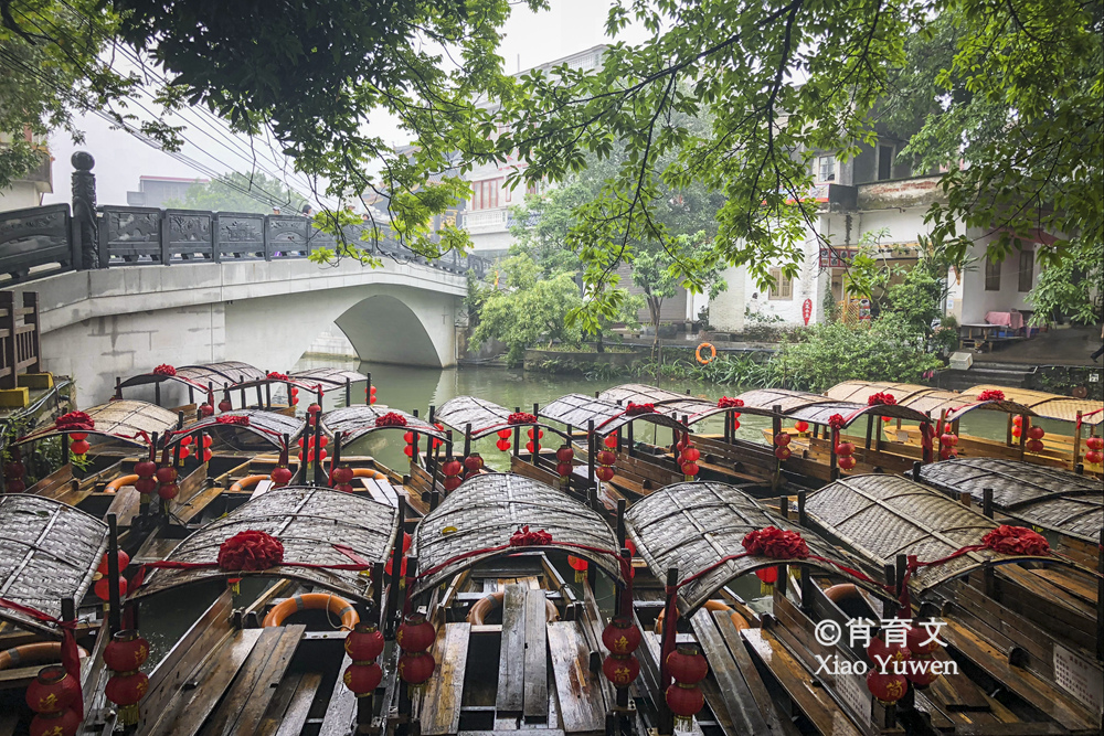 顺德逢简水乡，那一片小桥流水人家的风光，是古桥古屋古木的桃源
