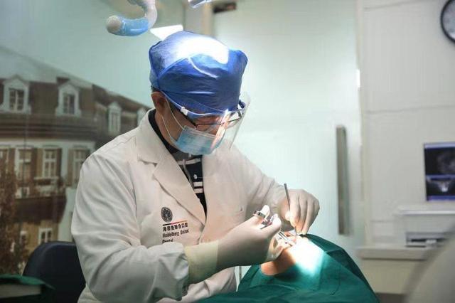 女生报医学的哪个专业就业前景好,适合女生的医学专业