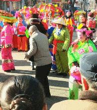 脚臭要去看哪个门诊,看脚臭的话是挂皮肤科吗