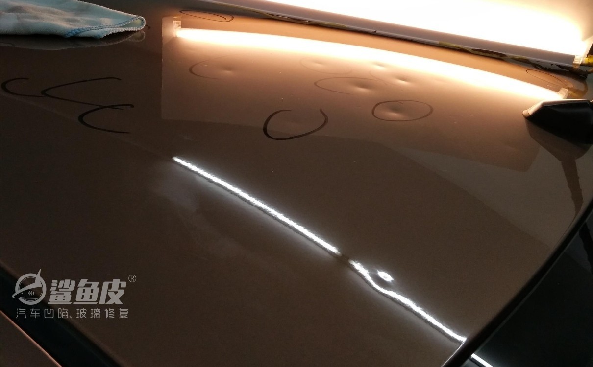 车顶凹陷掉漆全车顶喷漆,修复车顶凹陷需要拆车顶吗