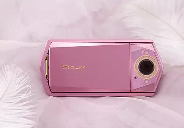 快来get新拍照方式,自拍秀告别单调的自拍