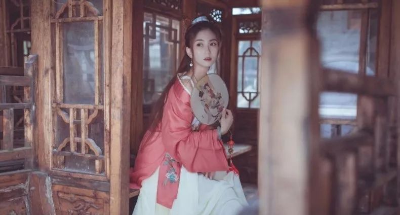 日本不但捐物资，还让我们再次认识到汉语之美