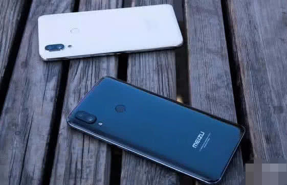 不玩游戏不拍照千元机性价比最高,颜值和配置最高的千元机