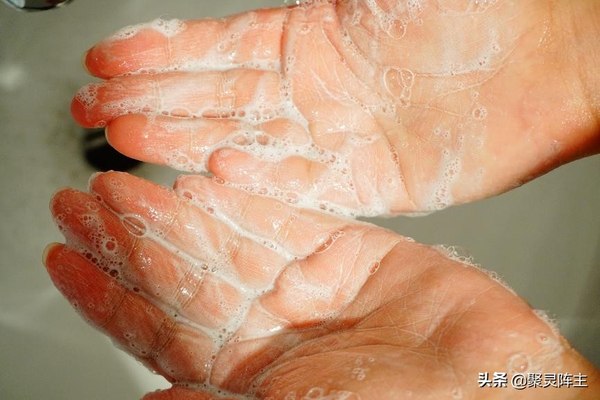 洗发水推荐控油蓬松去头皮屑男生,男士洗发水排行榜第一名去屑止痒